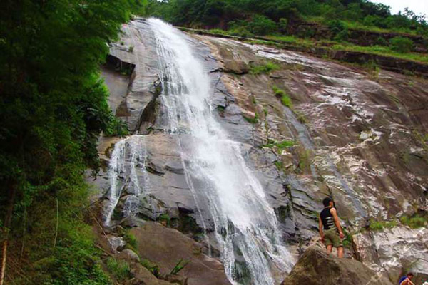 嶽陽平江福壽山拓展訓練基地